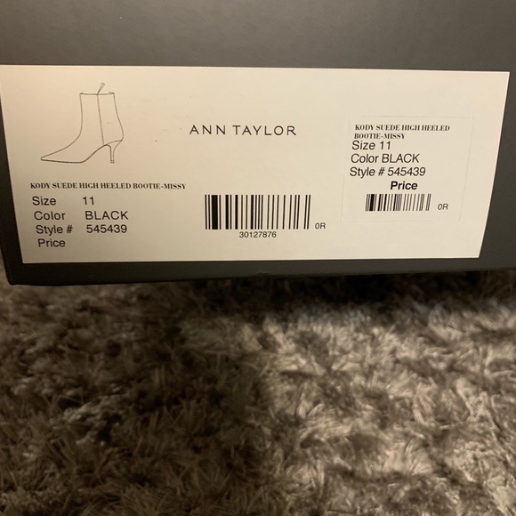 Ann Taylor Womens Suede Booties with Heel - Picture 2 of 4